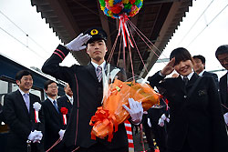制服も一新、京都丹後鉄道がスタート