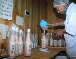 「棚田の春」