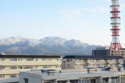 雪化粧した烏ケ岳