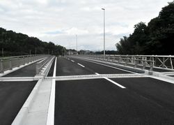 新しい高畑橋