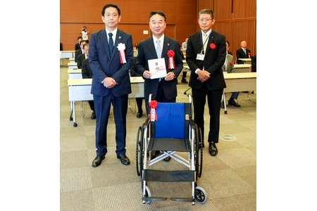 中兵庫信金50周年記念で2府県9市町に車いす　福知山市には78台