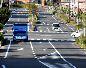 市道132キロで白線引き直し　9300万かけ交通安全対策