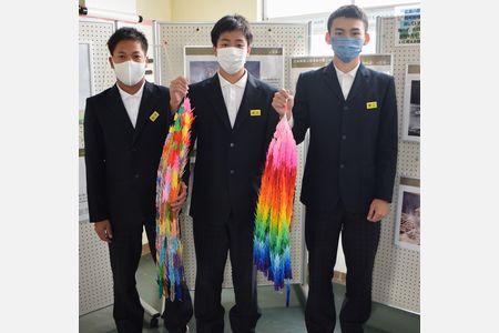 広島への修学旅行に千羽鶴　桃映中、地元の人たちの分も携え