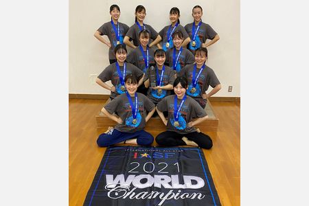 チアダンスの世界大会で初優勝　カワイ・クイーンベリー