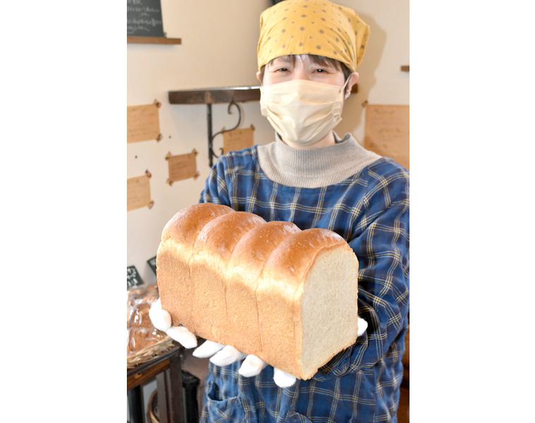 モチモチの食感が魅力　京小麦100%の限定商品を販売 　府内134店舗で