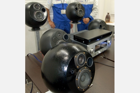 鋳物で球体スピーカー　エクセディ鋳造が製品化