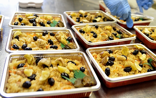 栗、黒豆ふんだんに－下川口で独居高齢者に手作り弁当