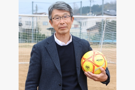 部活地域移行の受け皿始動　サッカー協会長・片山さん