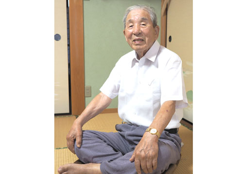 【敬老の日】福知山の元気なお年寄り（３）　SLの清掃続ける93歳　山本偵二さん