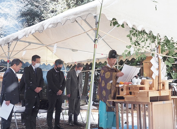 無火災と社殿再建願う　愛宕神社春季大祭参拝者ら