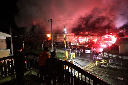 【速報】前田の民家で火災　住民と思われる遺体見つかる