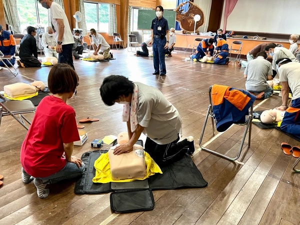 雲原にファーストレスポンダー　住民の応急手当組織