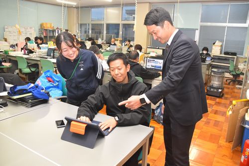 更新は一日平均5回　めざせ「日本一のホームページ」　京都府立中丹支援学校