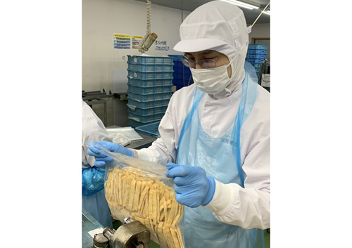 障害者雇用に工夫続ける京都庵　厚労大臣から優良認定