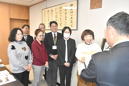 公民館活用イベント総括　廣田教育長に報告書提出