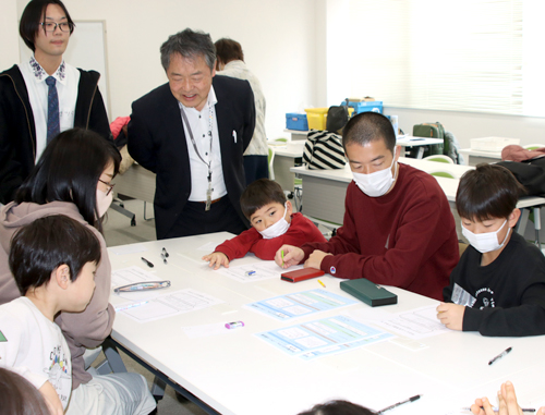 スマホ依存防止に　親子で新たな利用ルール考える　