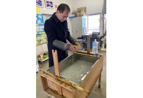 ４月から入館が無料、予約なしで紙漉き可能に　大江町の和紙伝承館