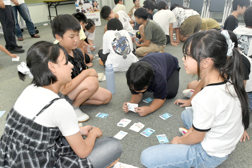 問いを生み出す力育もう　偉人に学ぶ出前授業　大正小6年生