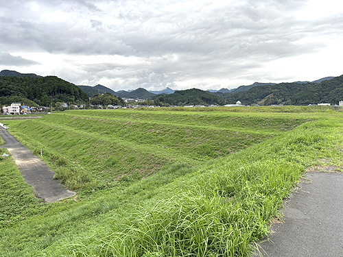 荒河の陸上競技場整備　盛り土部での計画を断念　地震時の安全性に課題