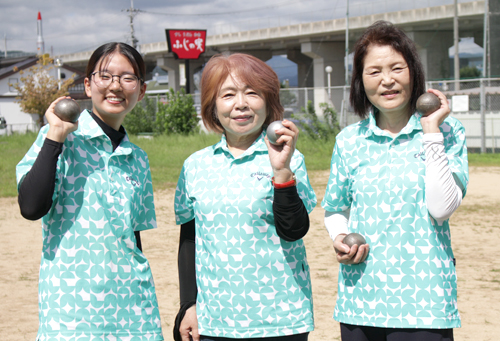 府選考会で4位に入り、日本ペタンク選手権に出場　市連盟メンバーだけでは初